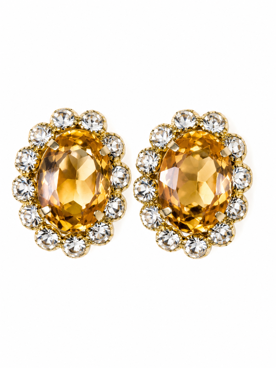 Joyería con piedras brillantes