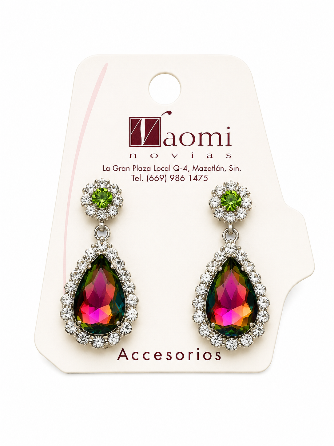 Pendientes elegantes con piedras brillantes