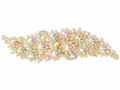 Accesorio floral dorado y brillante